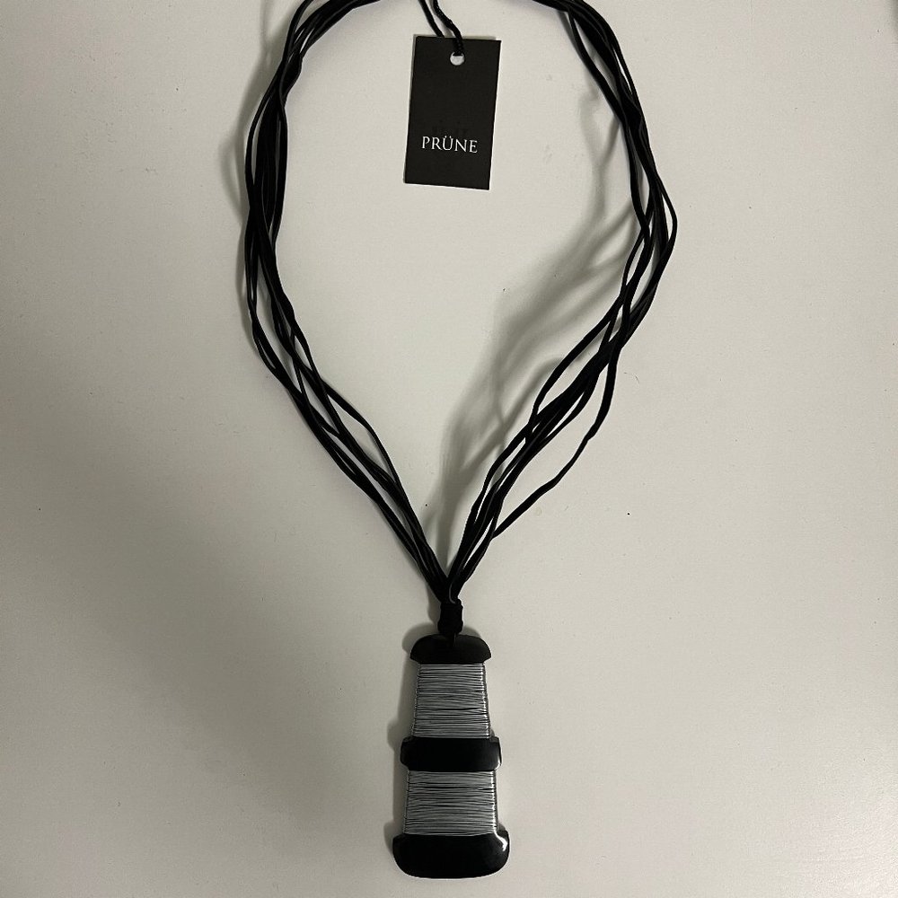 NWT Prune Silver/Black Necklace